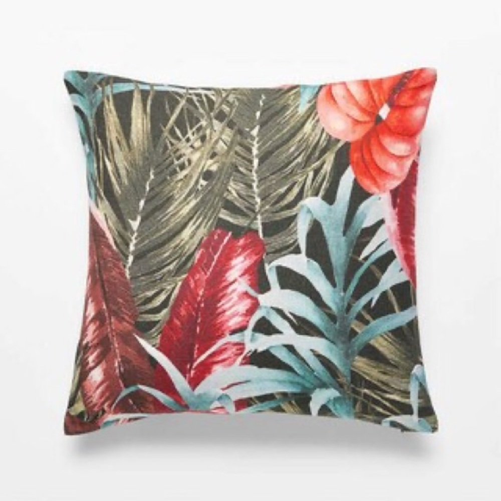 2 x VINTAGE TROPICAL PRINT PILLOW (Pair)